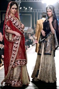 hsy_collection_at_bridal_couture_week_2010_2